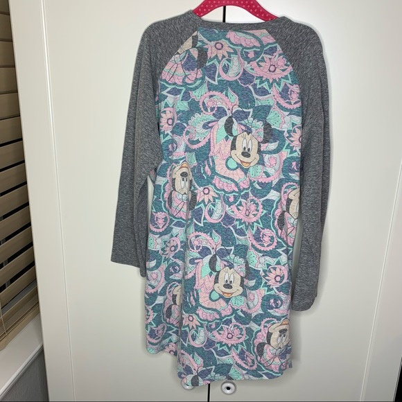 Women’s Lularoe Paisley Minnie Mouse Jersey Shirt - Picture 11 of 14